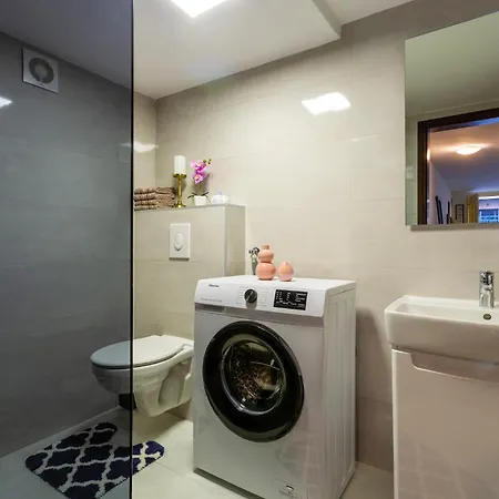 Awesome In Novigrad With Wifi Apartment Karpinjan