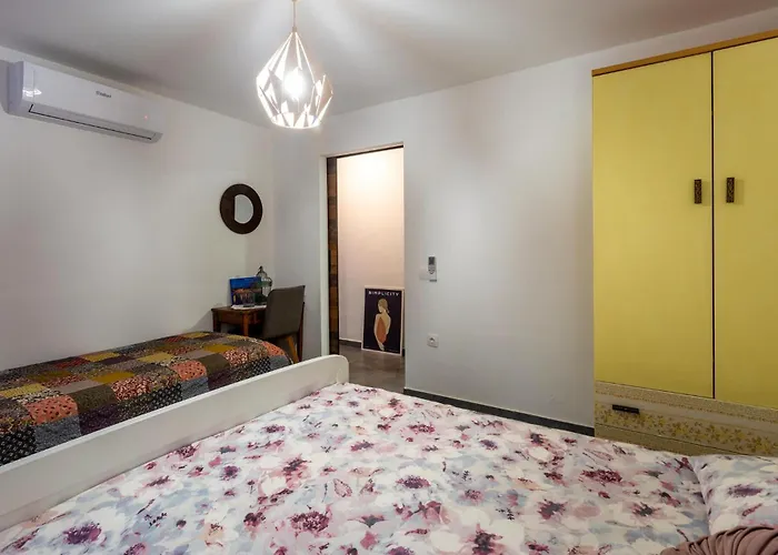 Awesome In Novigrad With Wifi Novigrad Istria